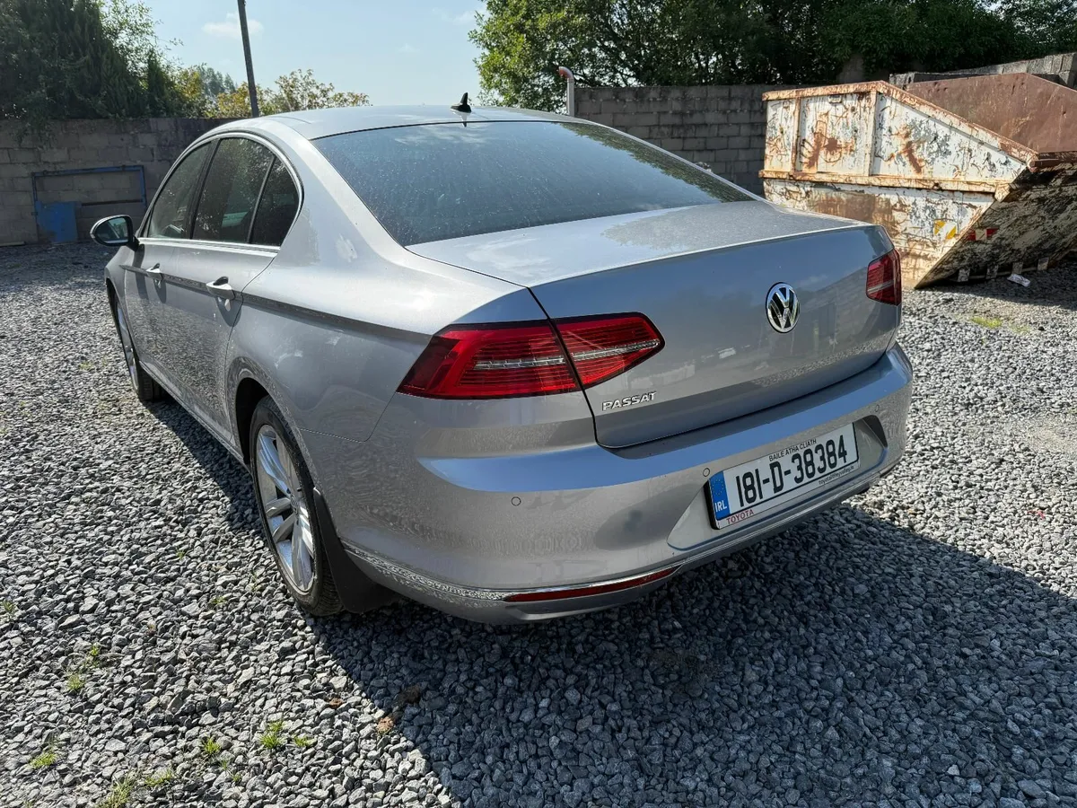 Volkswagen Passat 2018 1.4 AUTO - Image 2