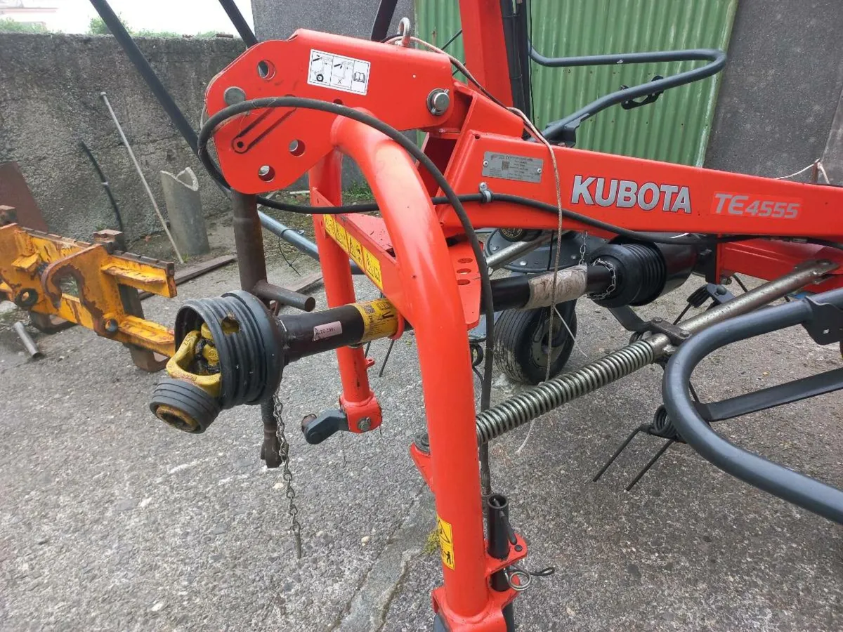 Kubota 4 rotor tedder - Image 4