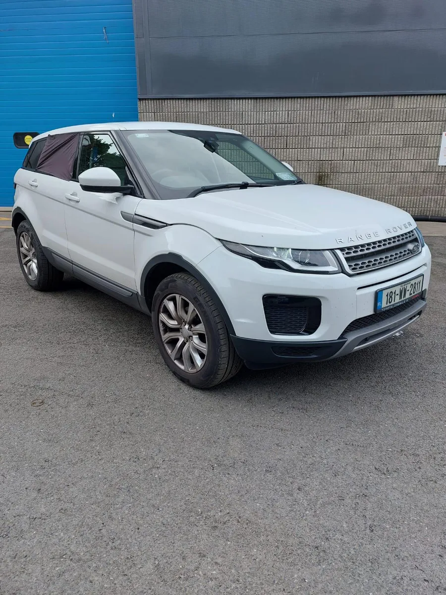 Land Rover Evogue 2.0 D Manual Like New - Image 1