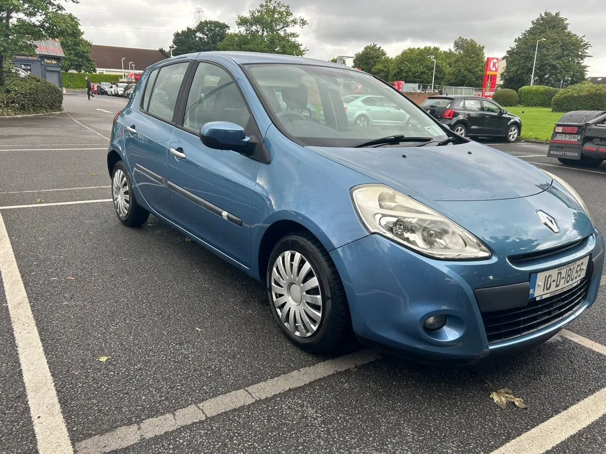Renault Clio 2010 1.1  131k km only - Image 1