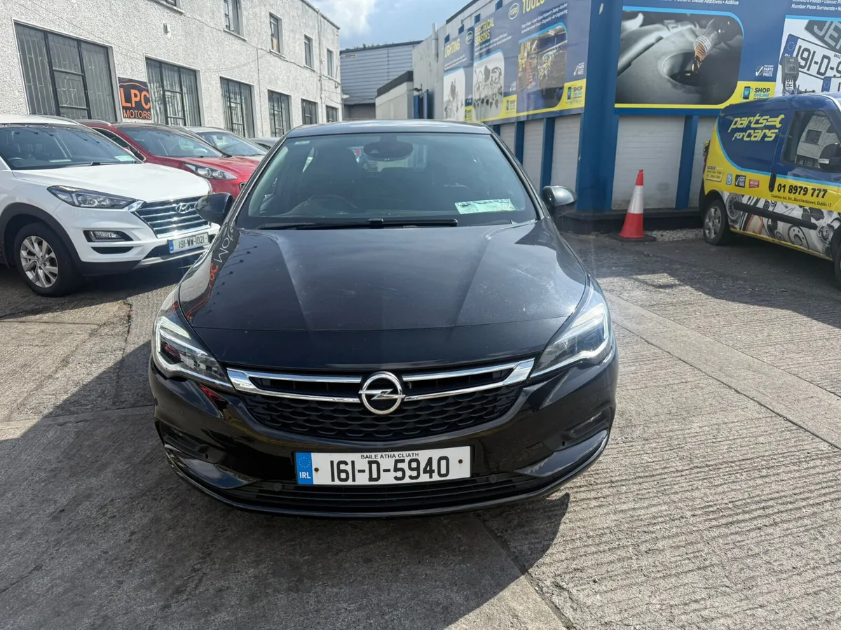 Opel Astra 2016 Low Low Mileage - Image 3