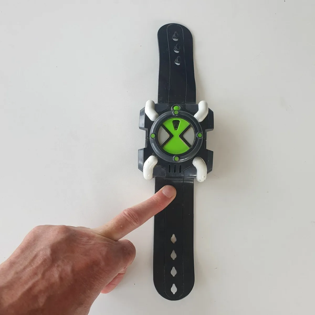 Ben 10 Omnitrix Watch Lights & Sounds 2006 - Image 1