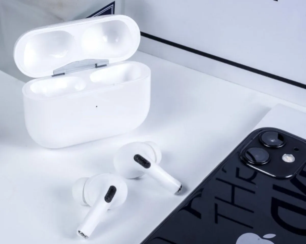 XO Noise Cancelling Bluetooth Earphones F100 - Image 4