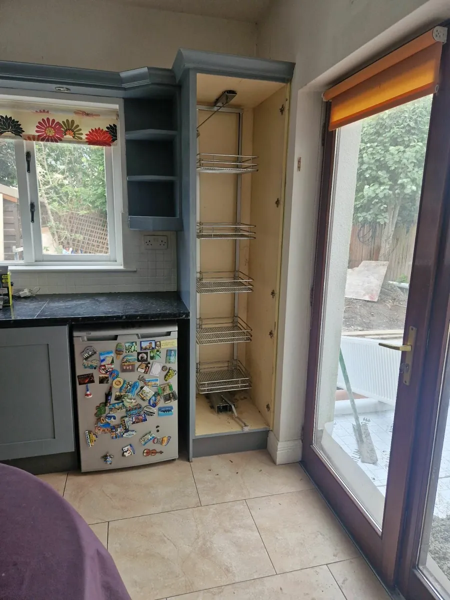 Kitchen  and utility units - Image 2