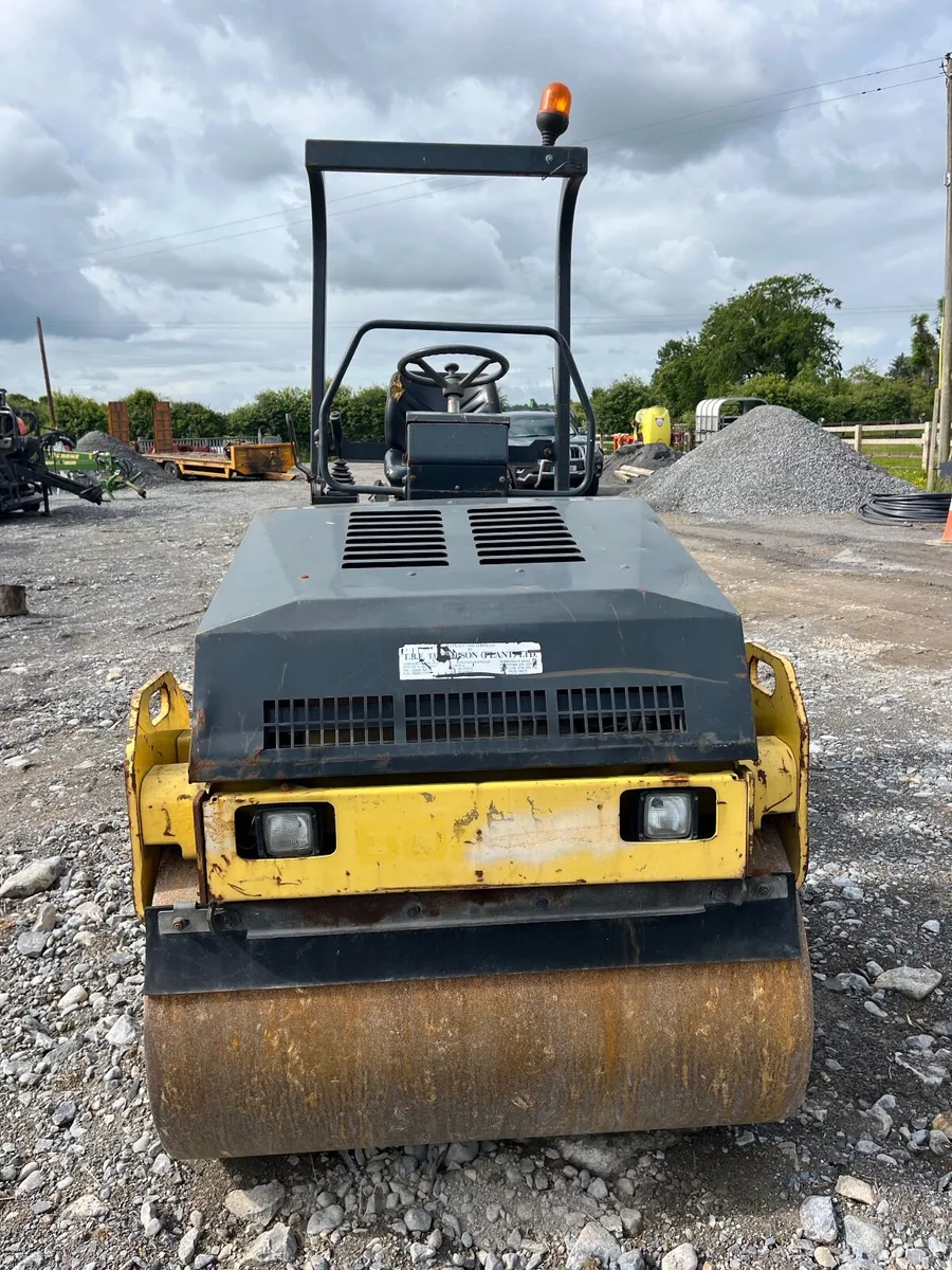 Bomag 120 Roller - Image 4