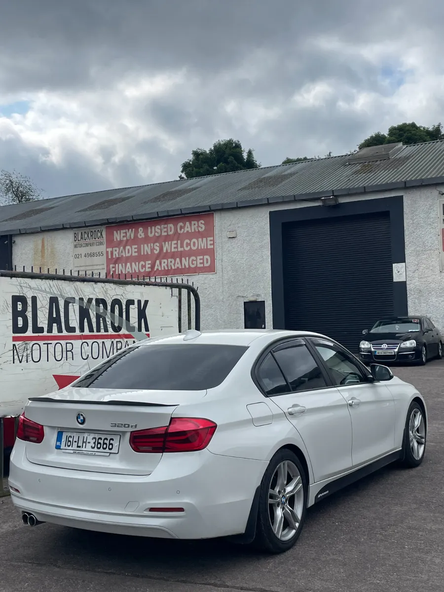 BMW 3-Series 2016 - Image 2