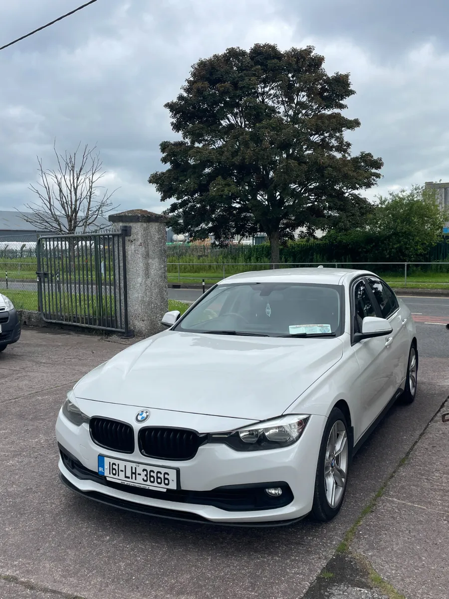 BMW 3-Series 2016 - Image 4