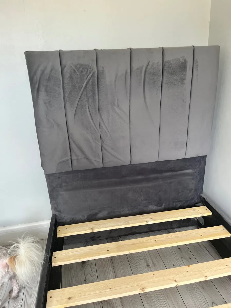Bed - Image 2