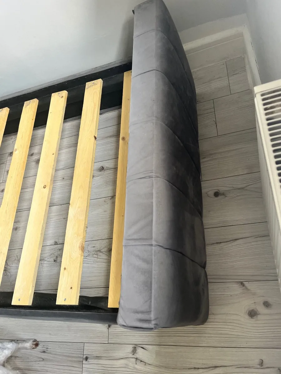 Bed - Image 4