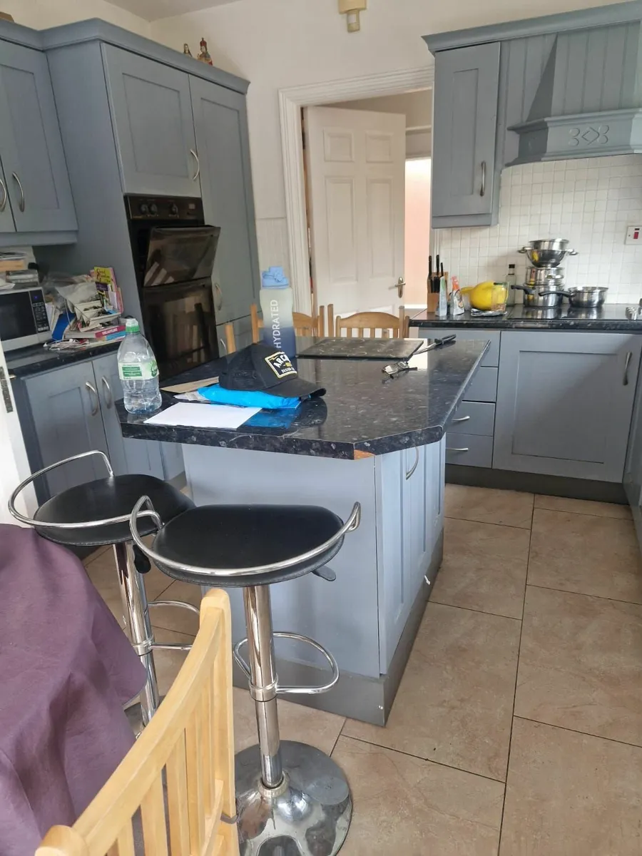 Kitchen  and utility units - Image 1