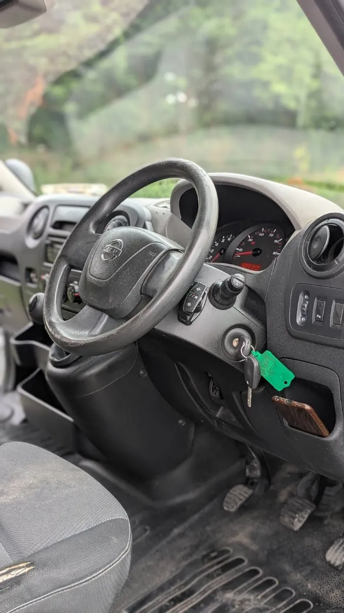 Nissan NV400 2012 PERFECT CONDITION - Image 3