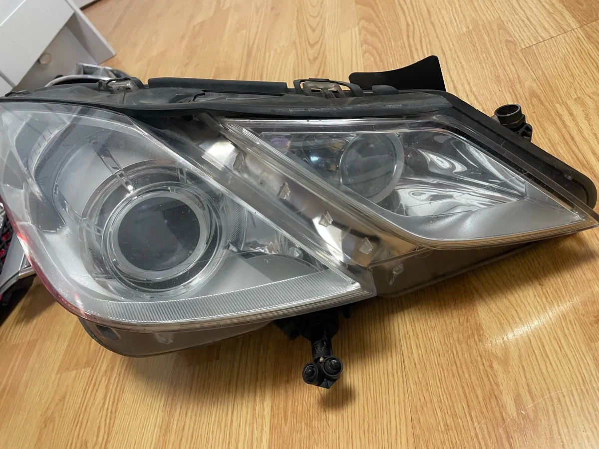Mercedes-Benz/E-class Coupe/ headlights/lamp rear - Image 3