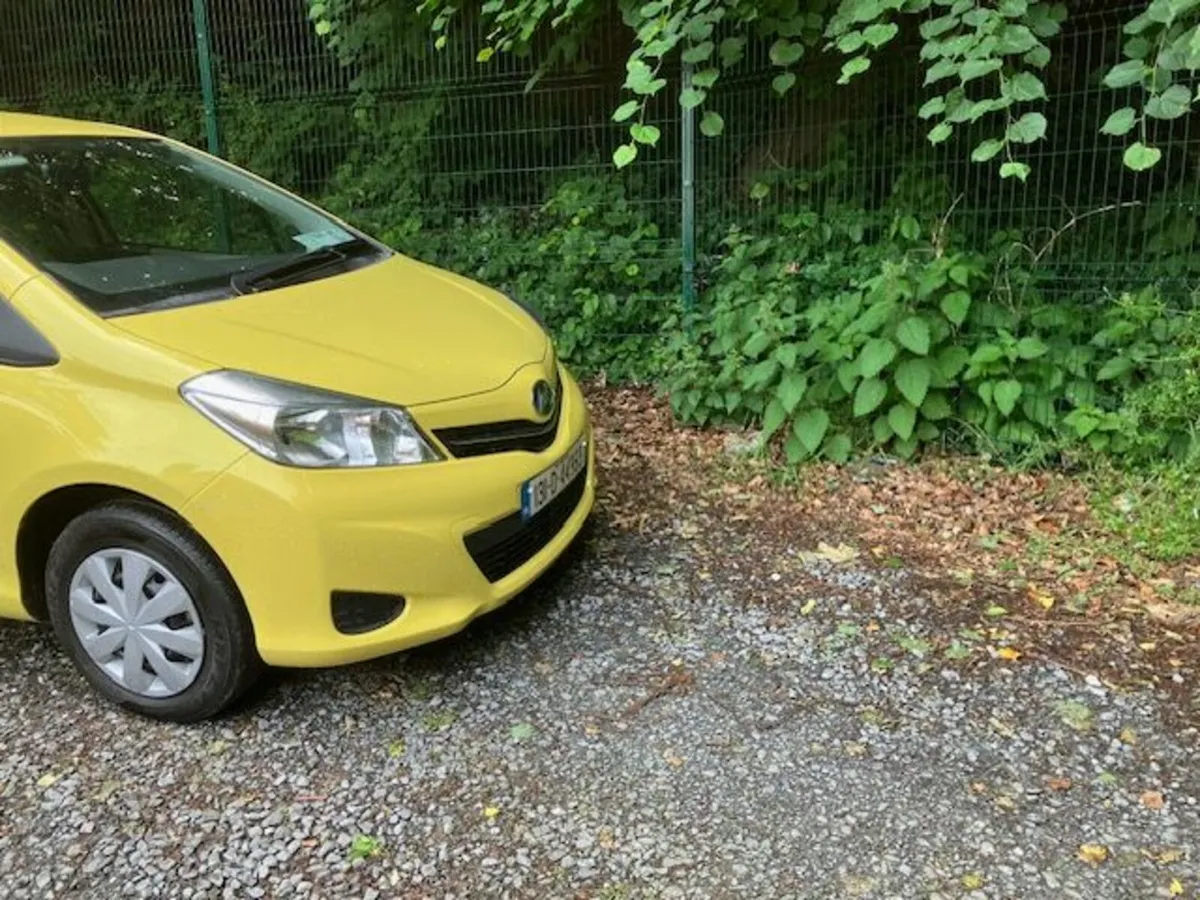 Toyota Vitz 2013 - Image 4