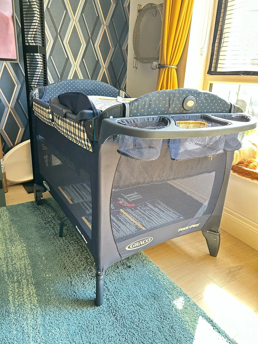 Graco Travel Cot with baby inserts - Image 1