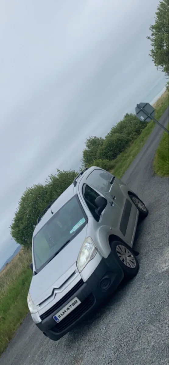 2011 Citroen berlingo - Image 1