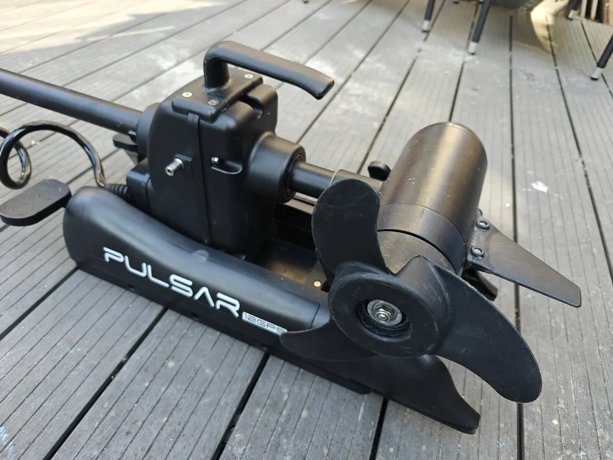 Haswing 12v GPS Bow mounted trolling motor - Image 2