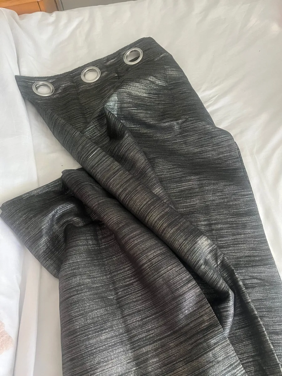 Curtains - Image 1