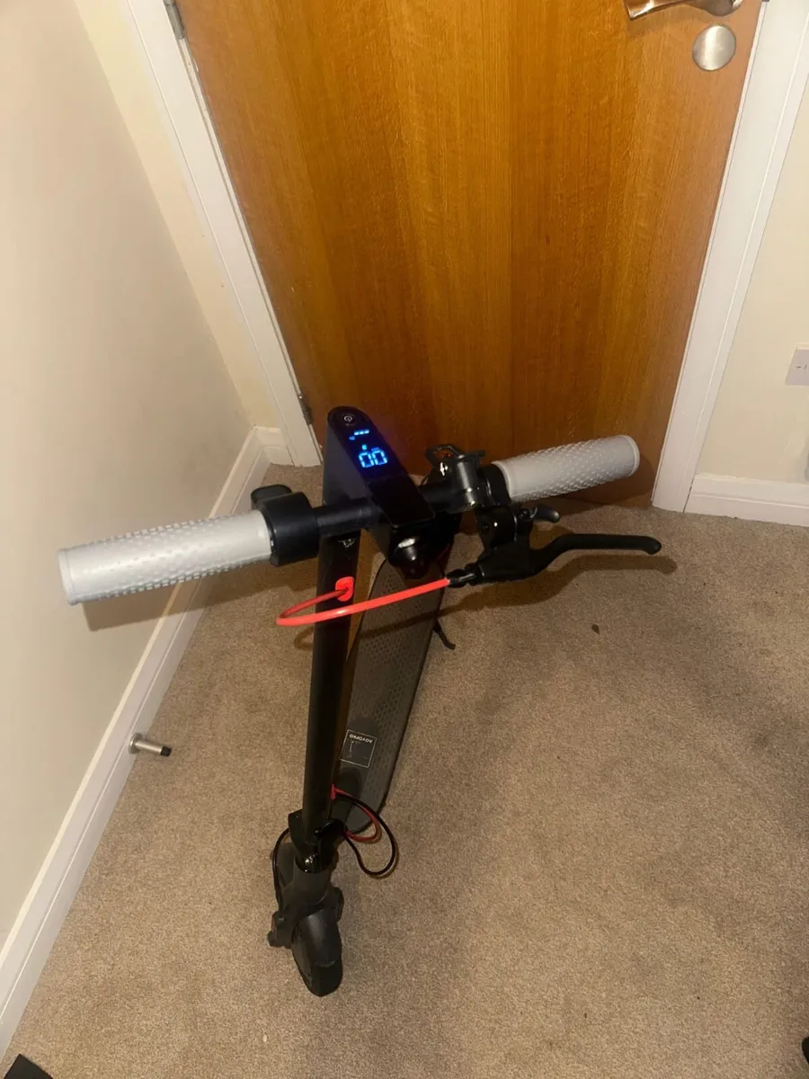E-Scooter  (8 months old) - Image 2