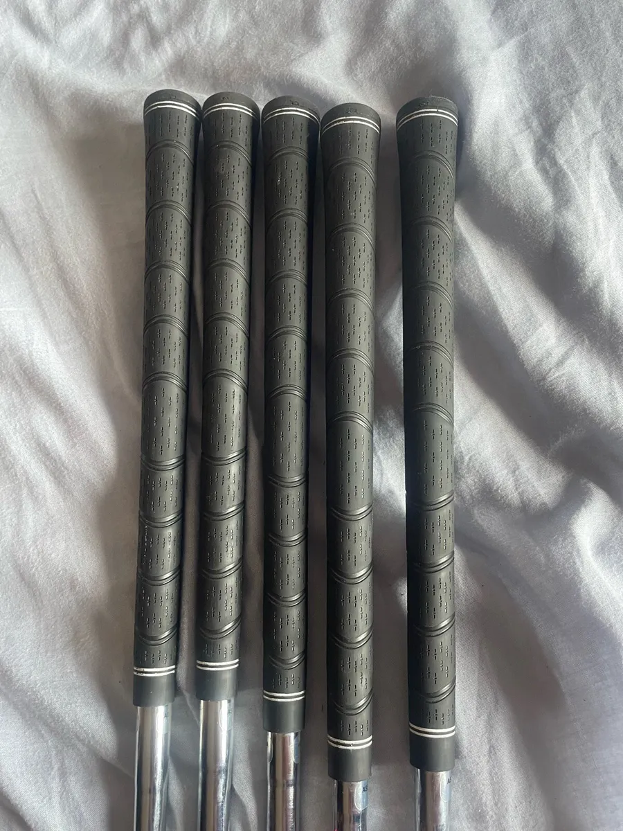 Golf Irons - Image 3