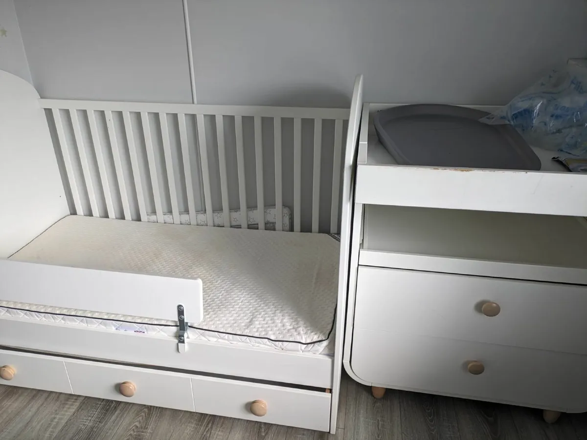 baby bed - Image 2