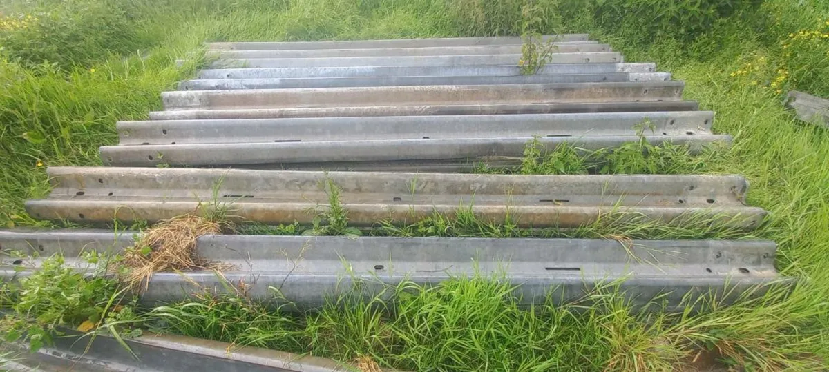 Crash Barriers - Image 1