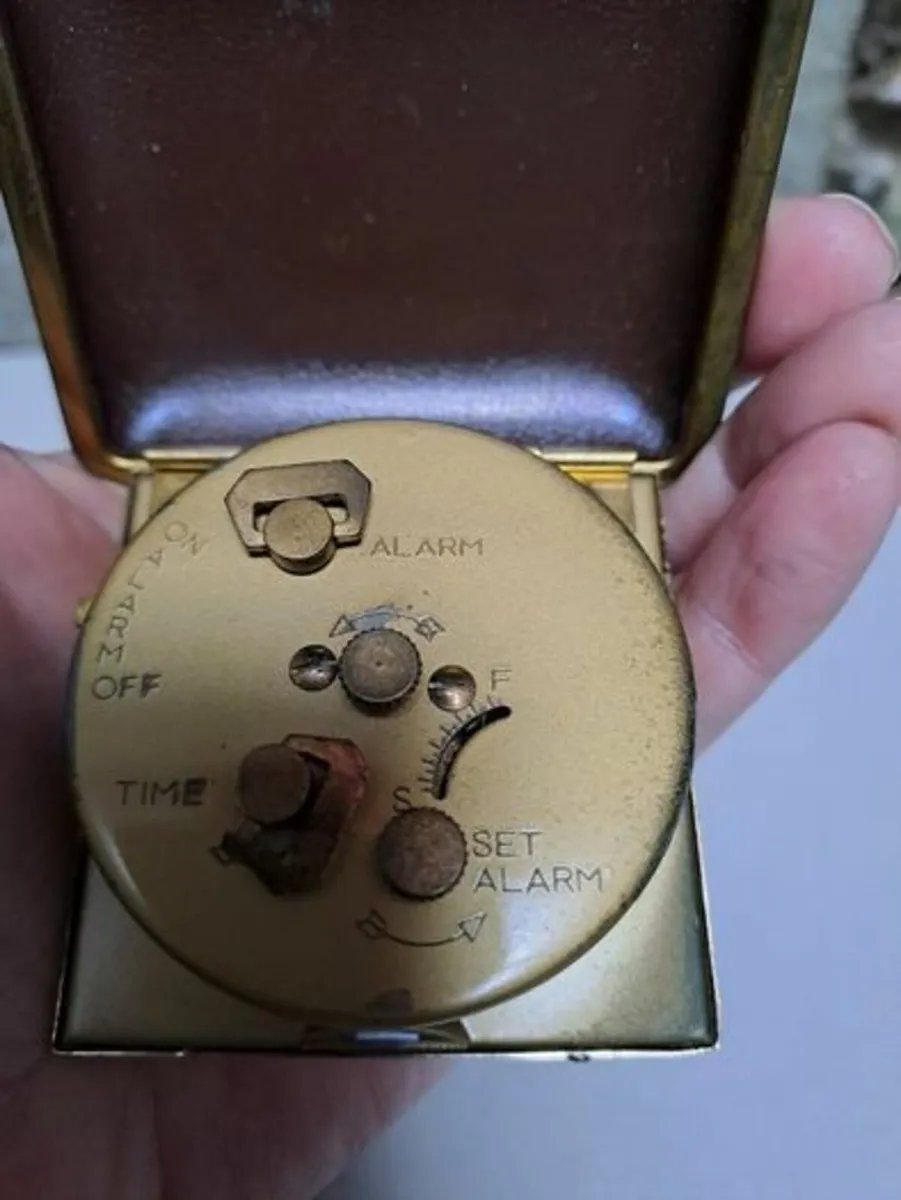 Vintage Rhythm travel and alarm clock - Image 4