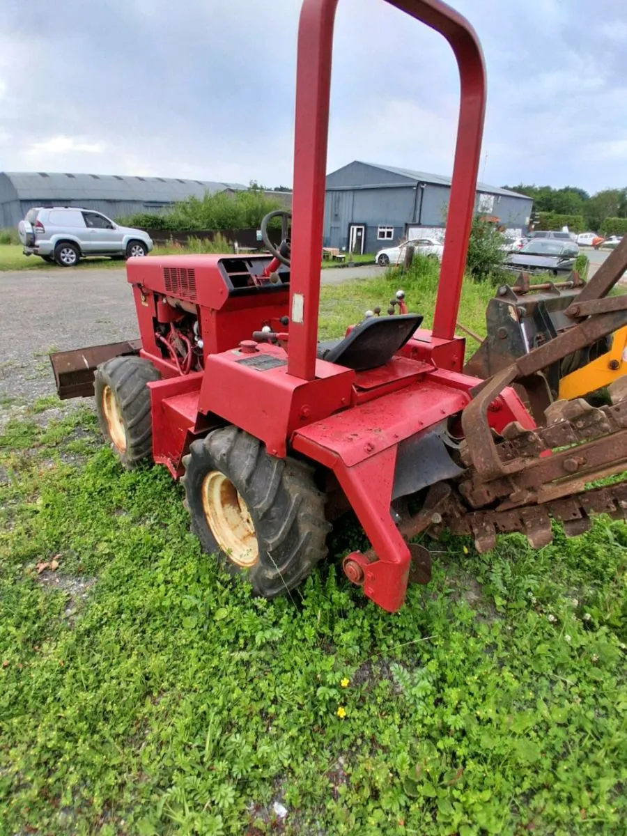 Ditch witch trencher - Image 4