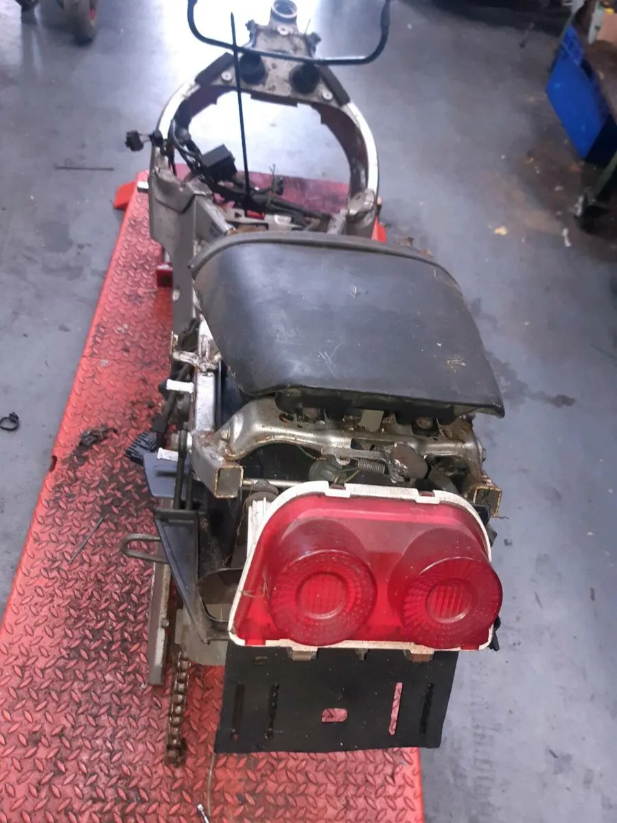 HONDA CBR400 RR FRAME & PARTS - Image 4