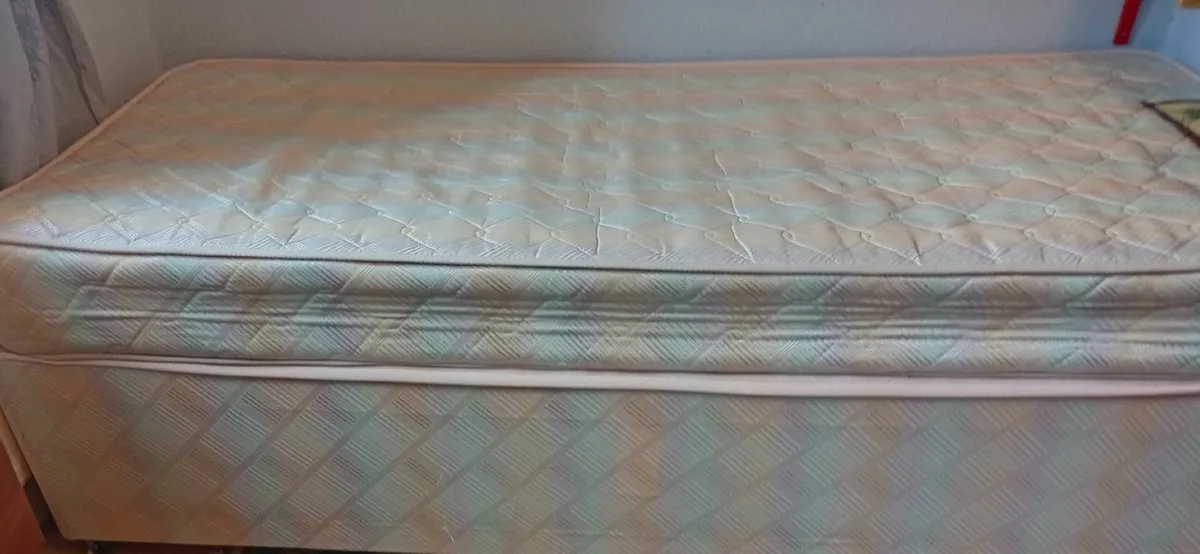 FREE Single divan bed base - Image 2