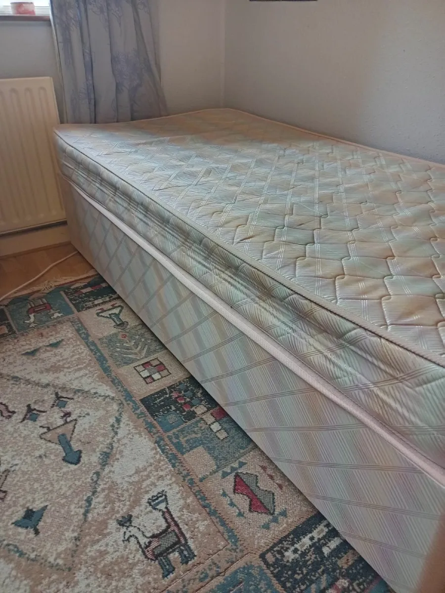 FREE Single divan bed base - Image 1