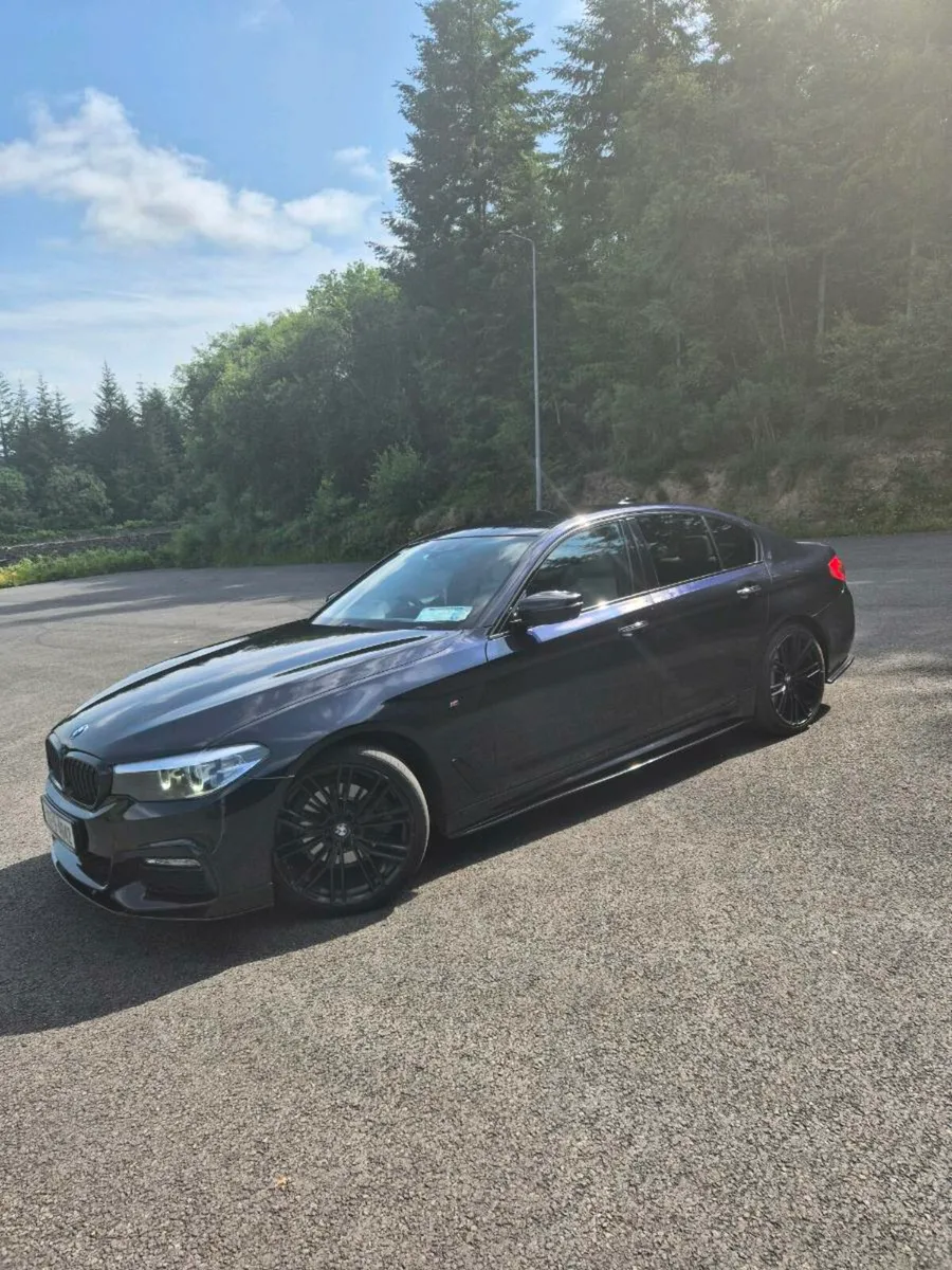 5 series BMW - Image 2