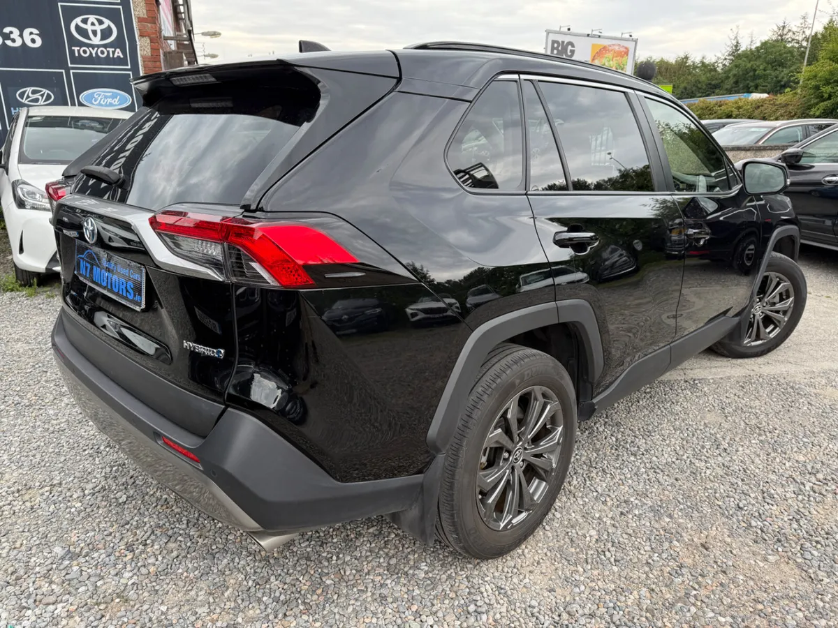 2022 Toyota Rav4  2.5 HYBRID SOL AUTO - Image 4