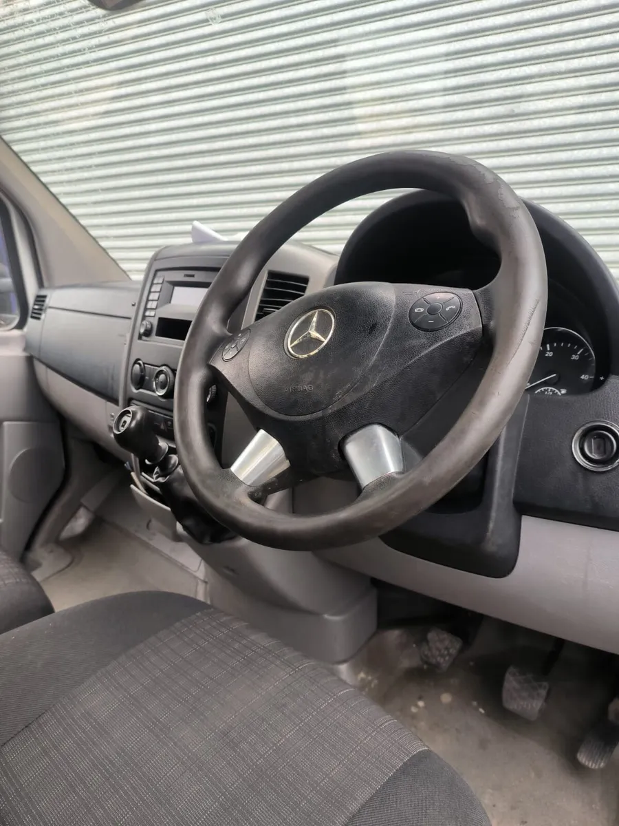 Mercedes Sprinter (Flat Bed Van) - Image 3
