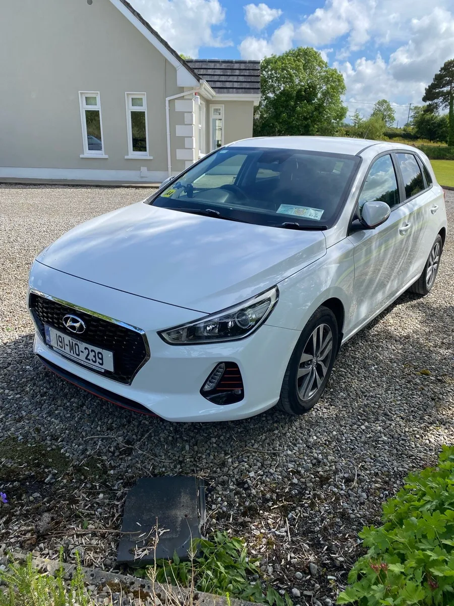 Hyundai I30 deluxe - Image 3