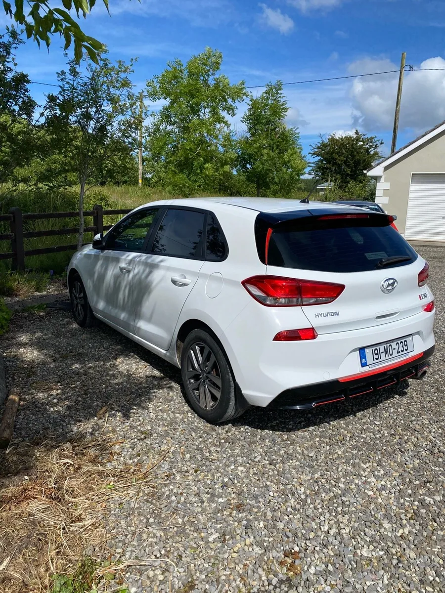 Hyundai I30 deluxe - Image 4