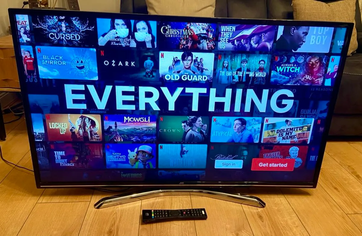 JVC 50 inch Smart TV - Image 3