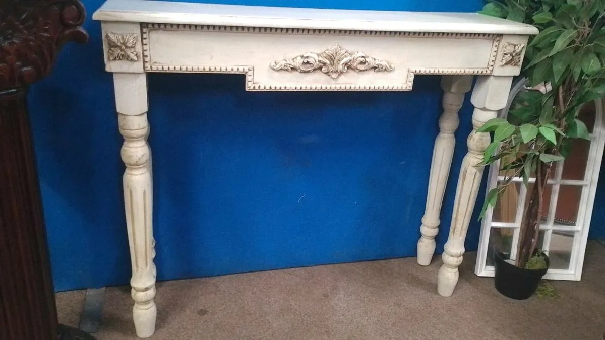 Modern Decorative Console Table
