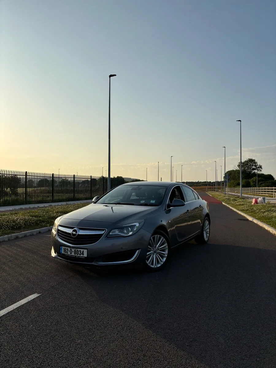 162 Opel Insignia 1.6 CDTI Automatic NCT 06/26 - Image 1