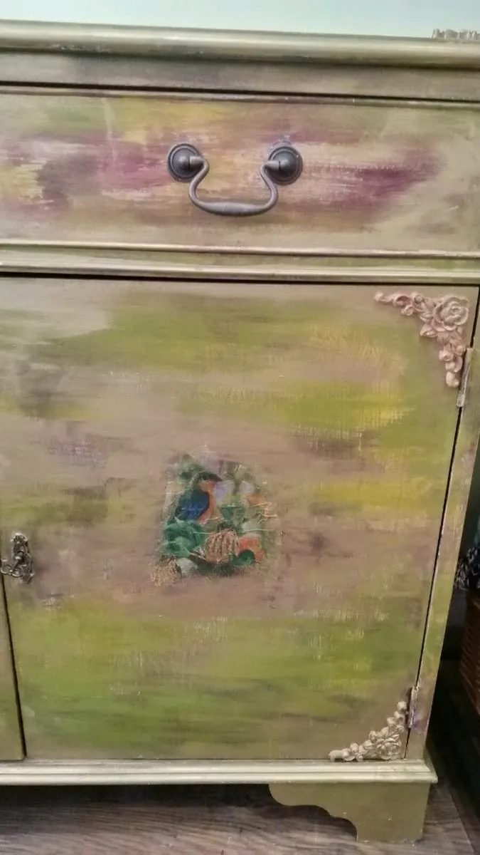 Upcycled sideboard - Image 2