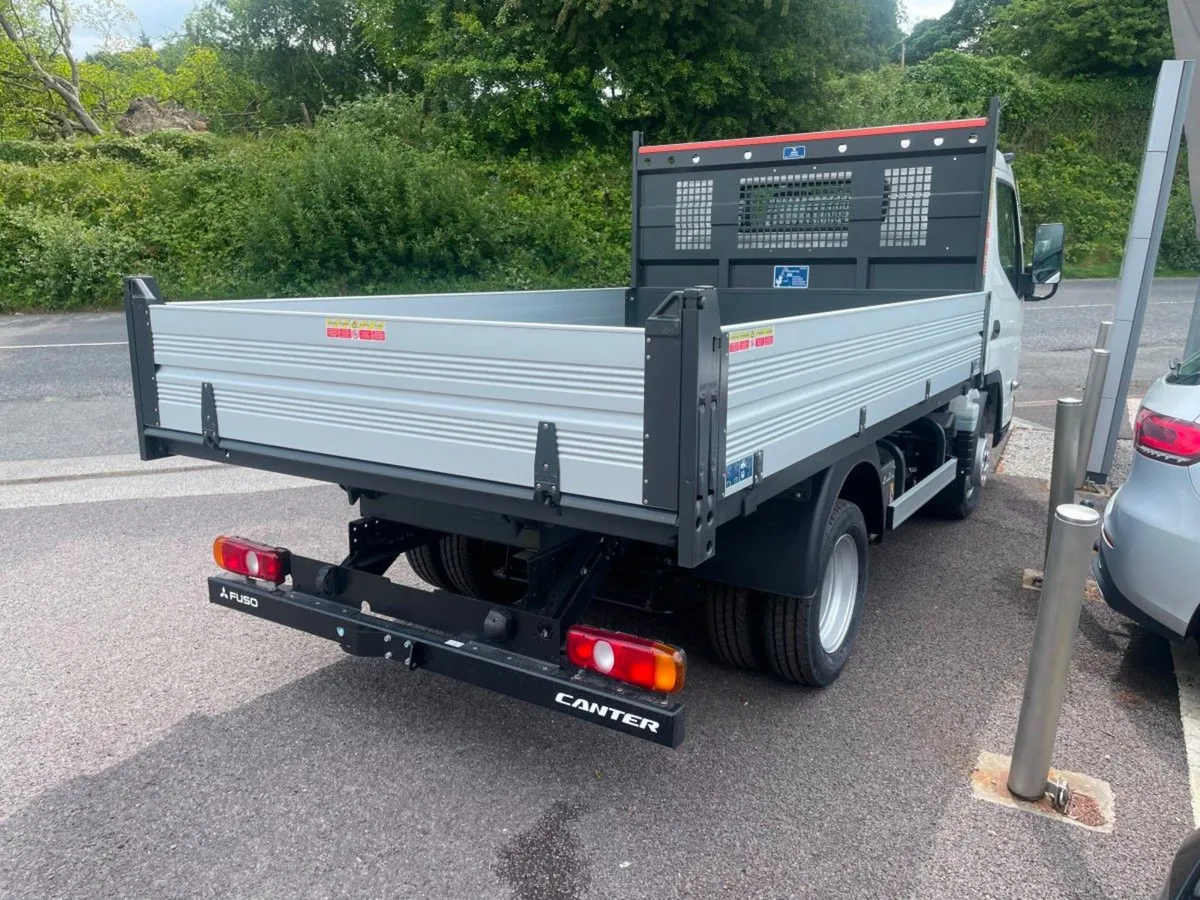 Mitsubishi Canter - Image 3