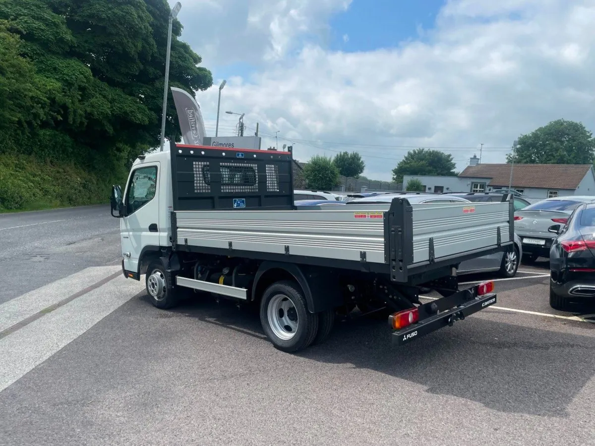 Mitsubishi Canter - Image 4