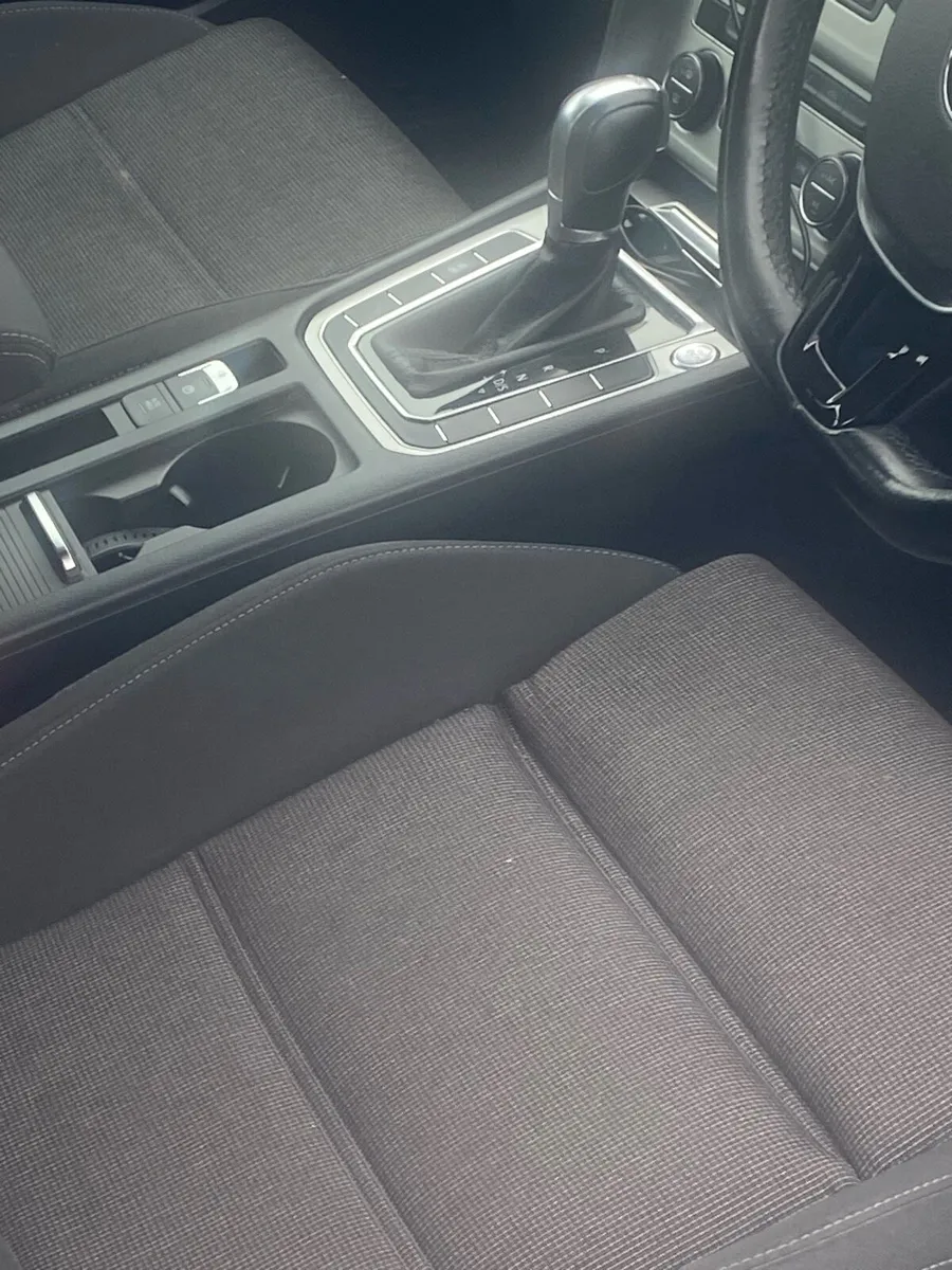 Volkswagen passat - Image 2