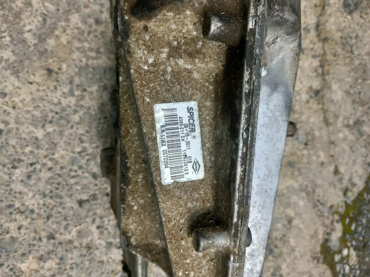 Spicer Dana manual gearbox for sale - Image 3