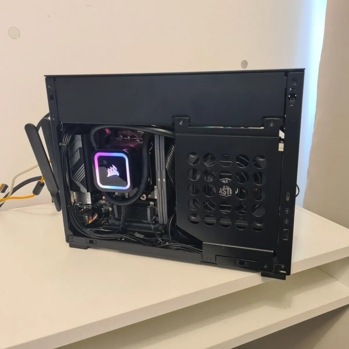 miniITX - AMD Ryzen 9800X3D, 32GB ddr5, 2tb nvme ssd, 4K - gaming pc - Image 3