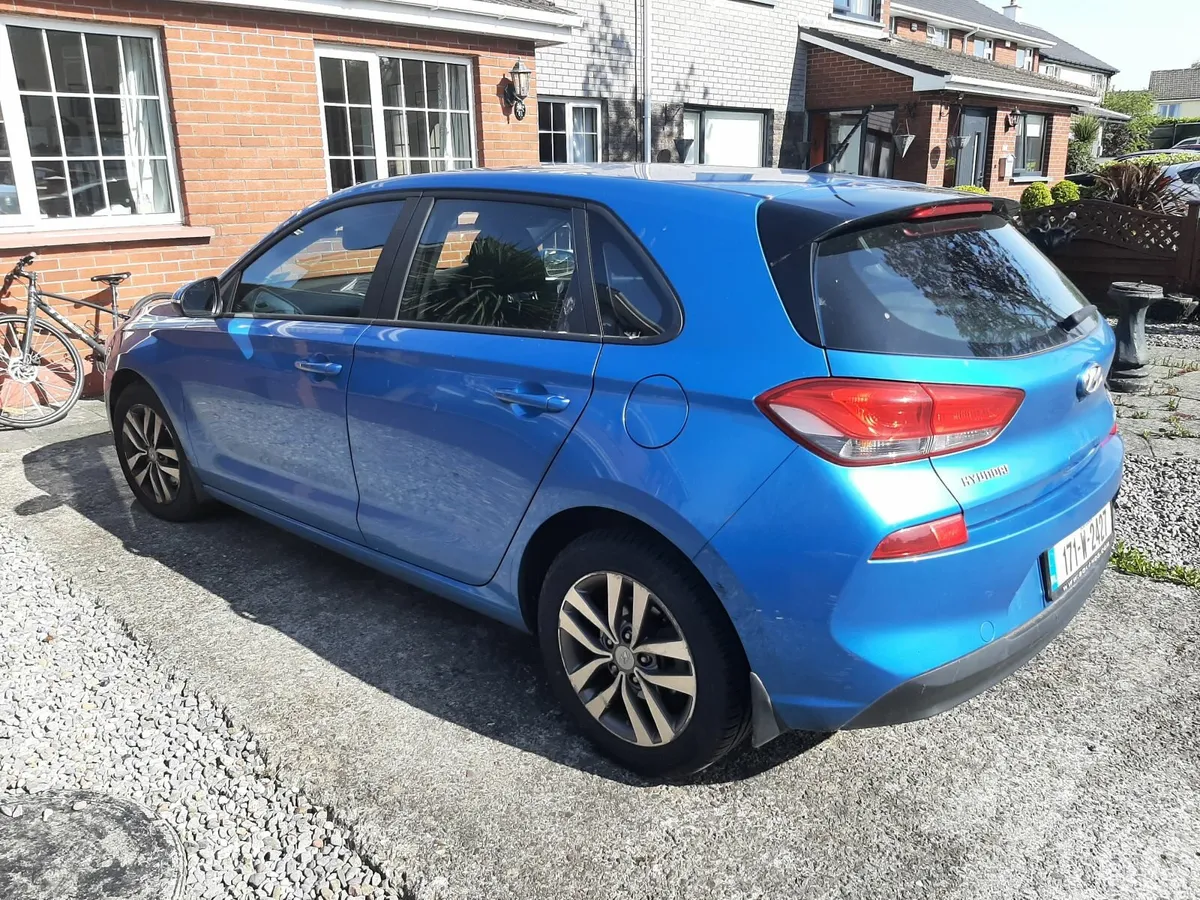 2017 Hyundai i-30 - Image 4