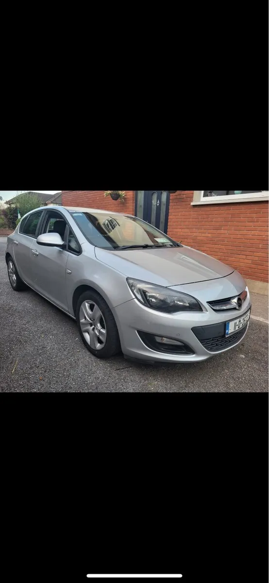 Opel Astra 2011