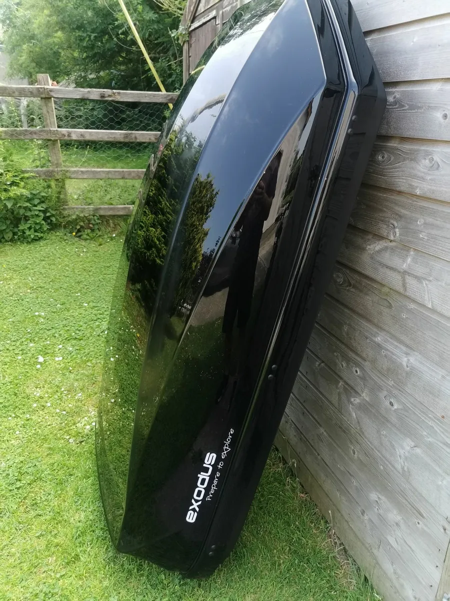 Roof box - Image 2