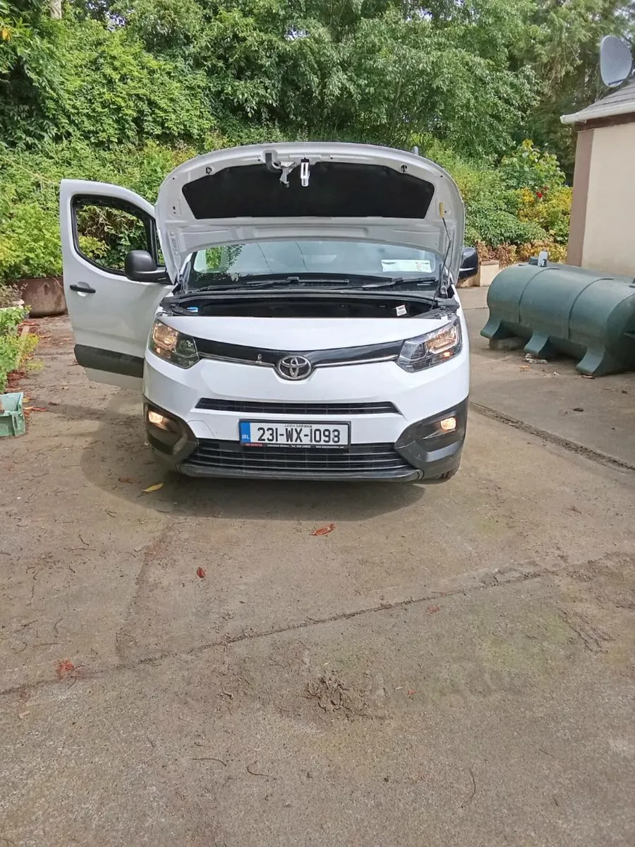Toyota proace city - Image 2