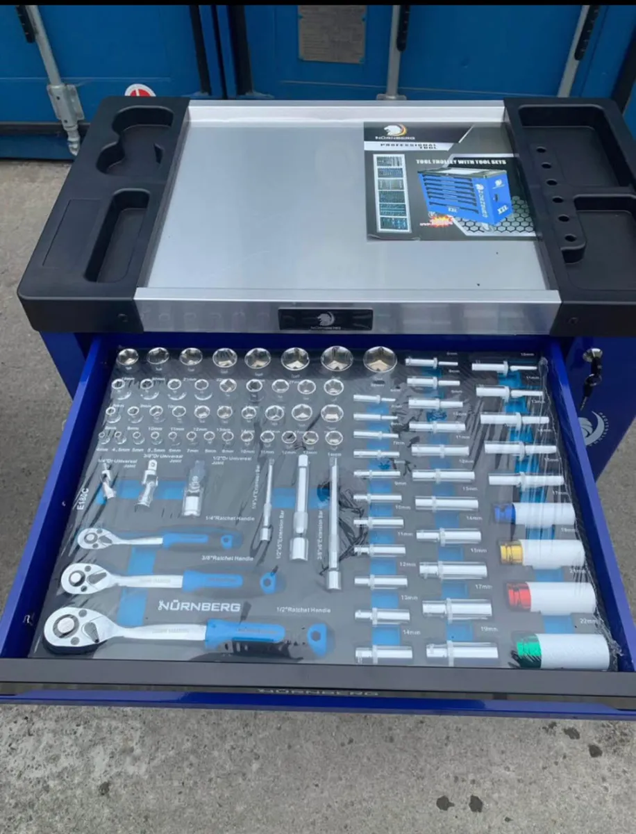 New German toolbox free delivery - Image 4
