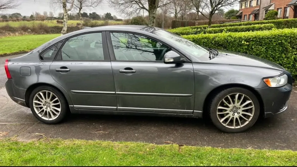 Volvo S40 2011 (Negotiable) - Image 2
